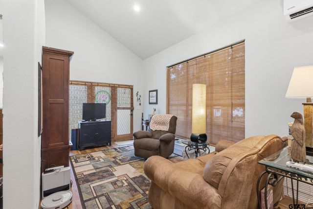 15490 Big Oak Bay Road, Tyler, TX 75707