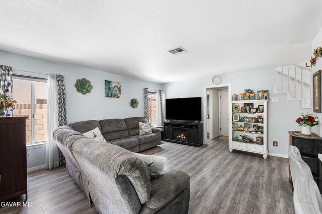 43411 Carol Drive, Lancaster, CA 93535