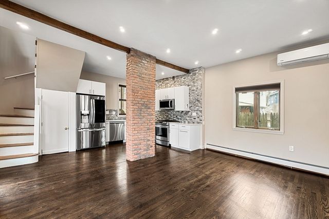 369 Medford Street 1, Somerville, MA 02145