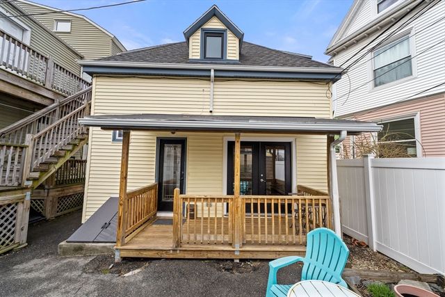 369 Medford Street 1, Somerville, MA 02145