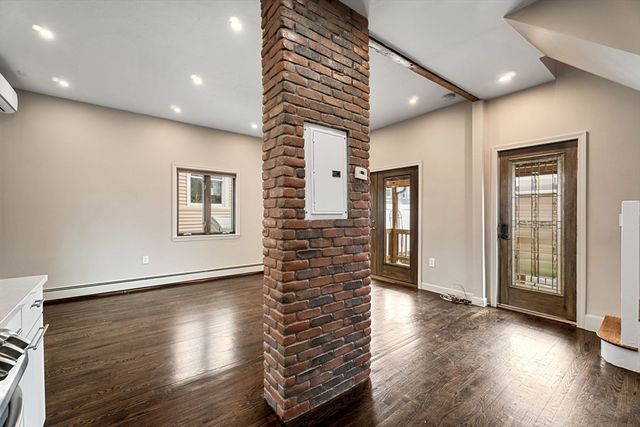 369 Medford Street 1, Somerville, MA 02145