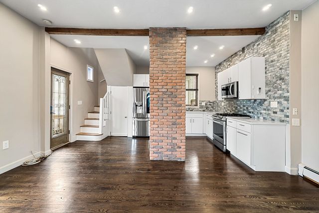 369 Medford Street 1, Somerville, MA 02145