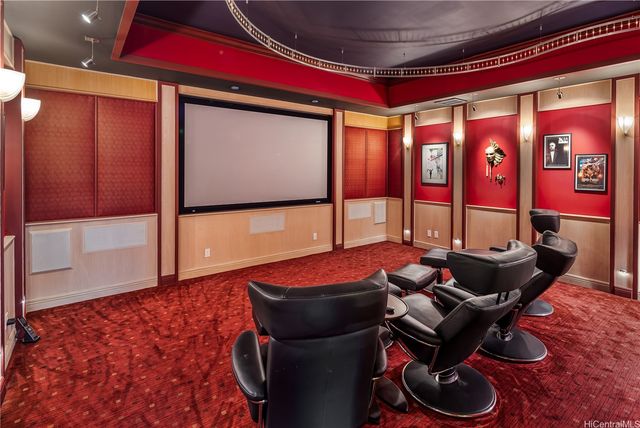 1980 Laukahi Street, Honolulu, HI 96821