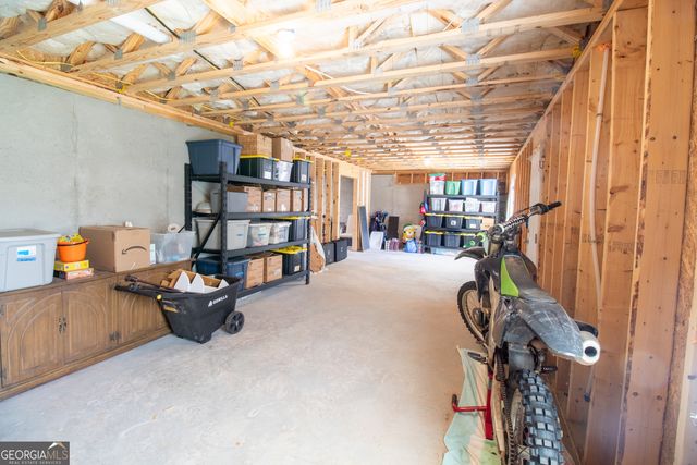 307 Duck Walk Way, Hogansville, GA 30230