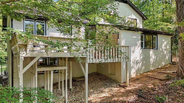 482 Willowbrook Drive SE, Smyrna, GA 30082