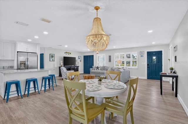 5016 MANGROVE POINT ROAD, Bradenton, FL 34210