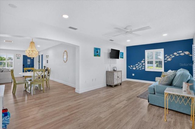 5016 MANGROVE POINT ROAD, Bradenton, FL 34210