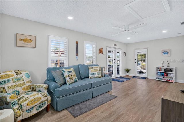 5016 MANGROVE POINT ROAD, Bradenton, FL 34210