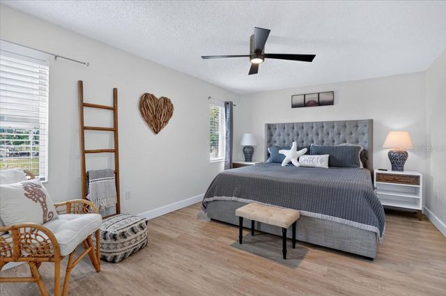 5016 MANGROVE POINT ROAD, Bradenton, FL 34210