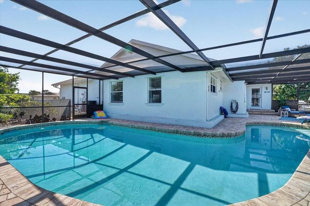 5016 MANGROVE POINT ROAD, Bradenton, FL 34210