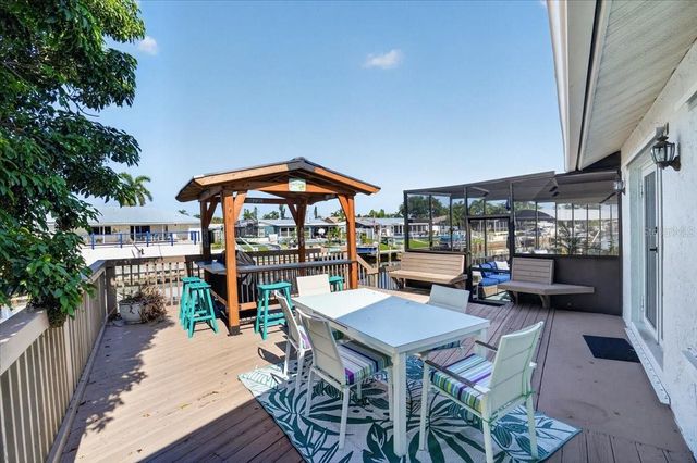 5016 MANGROVE POINT ROAD, Bradenton, FL 34210