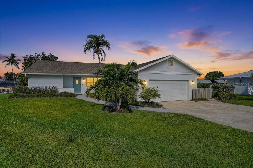 5016 MANGROVE POINT ROAD, BRADENTON, FL 34210 — photo 2