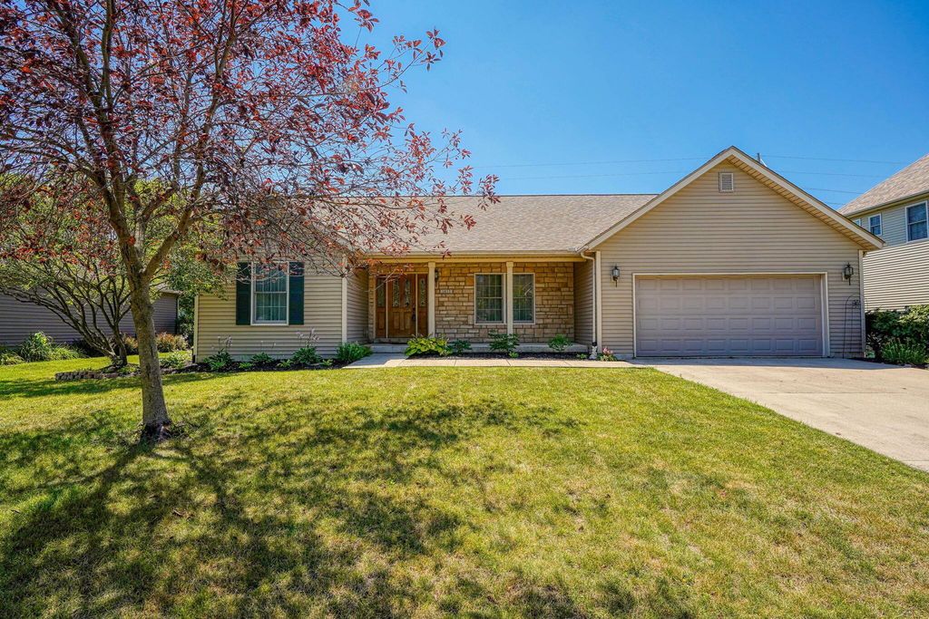 1453 HICKORY GATE Drive, Marysville, OH 43040