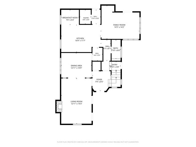 5346 N Hollywood AVENUE, Whitefish Bay, WI 53217