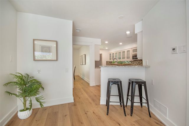 1049 Forest Grove Drive, Dallas, TX 75218
