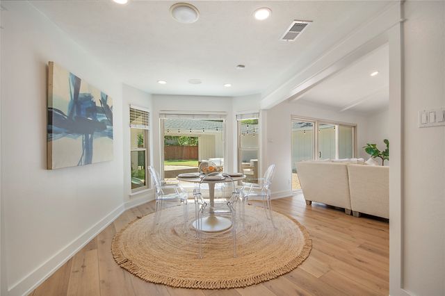 1049 Forest Grove Drive, Dallas, TX 75218
