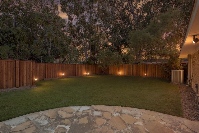 1049 Forest Grove Drive, Dallas, TX 75218