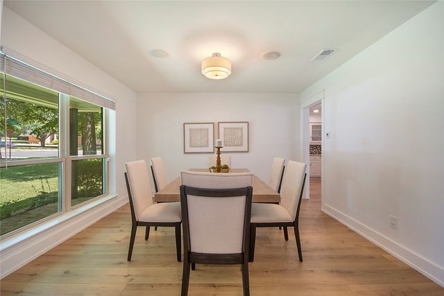 1049 Forest Grove Drive, Dallas, TX 75218