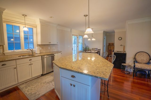 27 Brewster Street 27, Plymouth, MA 02360