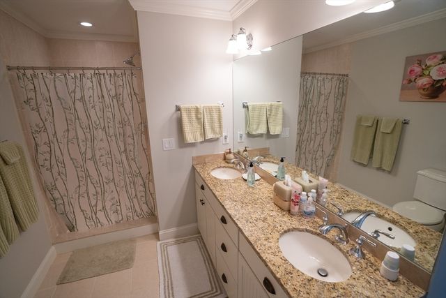 27 Brewster Street 27, Plymouth, MA 02360