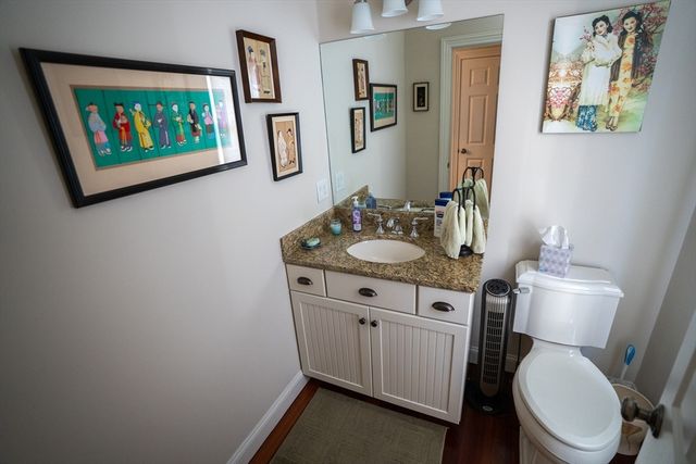 27 Brewster Street 27, Plymouth, MA 02360