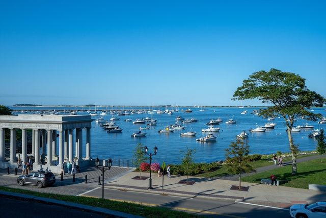 27 Brewster Street 27, Plymouth, MA 02360