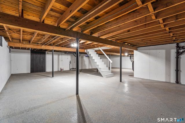 3 Pleasant Street, East Windsor, CT 06088