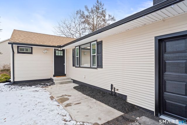 3 Pleasant Street, East Windsor, CT 06088