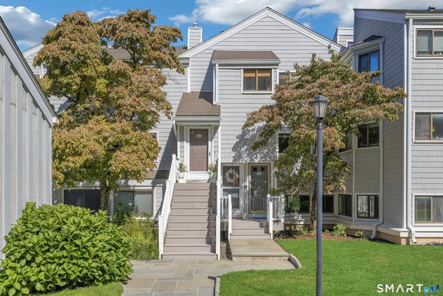 147 Rowayton Woods Drive 147, Norwalk, CT 06854