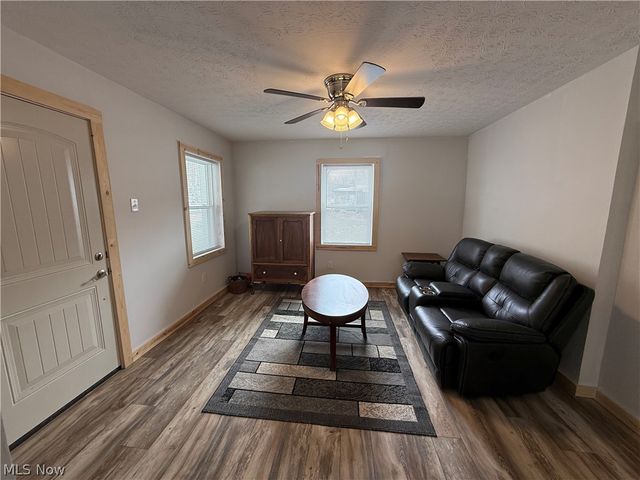 11820 State Route 43, Amsterdam, OH 43903