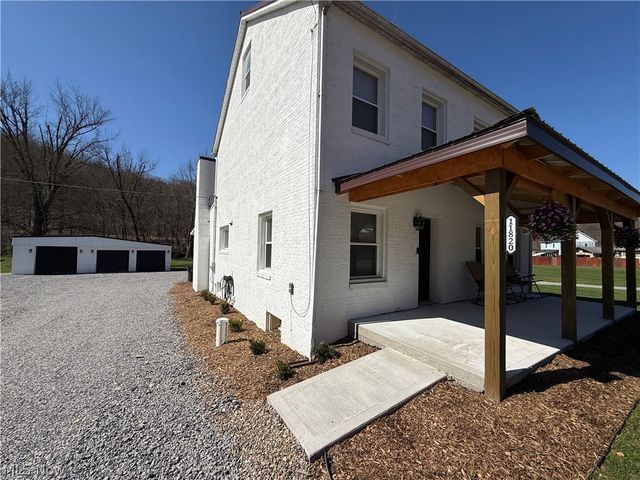 11820 State Route 43, Amsterdam, OH 43903