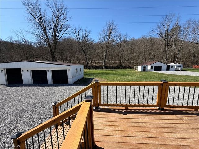 11820 State Route 43, Amsterdam, OH 43903