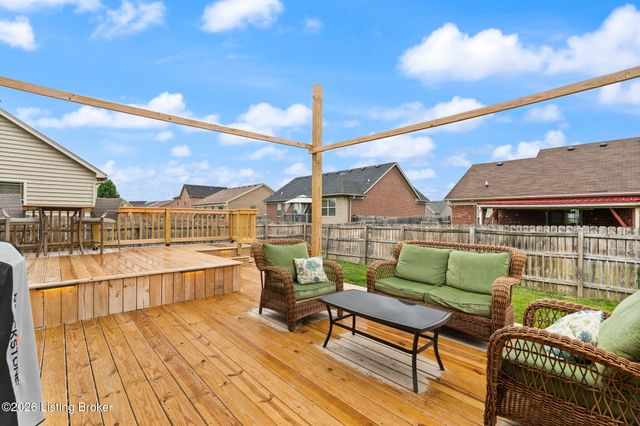 481 Reserves Blvd, Shepherdsville, KY 40165