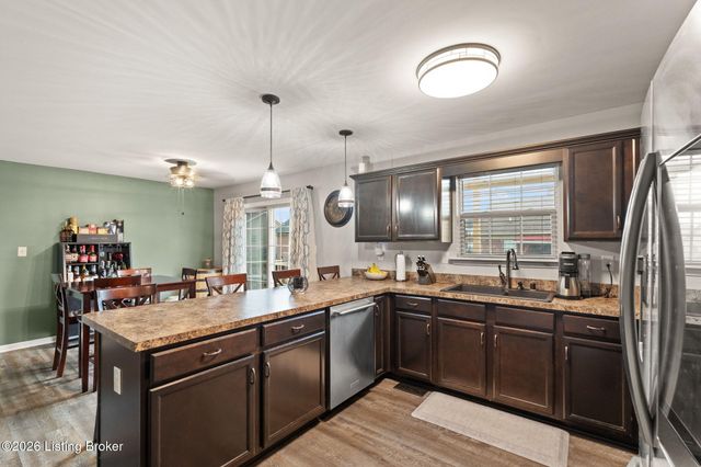 481 Reserves Blvd, Shepherdsville, KY 40165