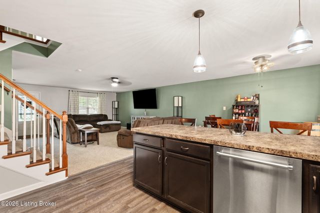 481 Reserves Blvd, Shepherdsville, KY 40165