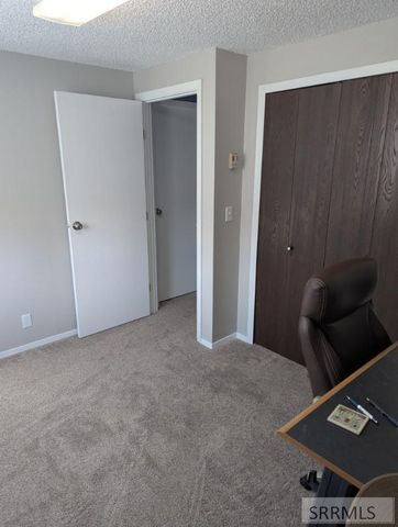 1875 Mckinzie Avenue, Idaho Falls, ID 83404