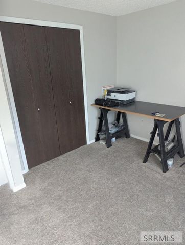 1875 Mckinzie Avenue, Idaho Falls, ID 83404