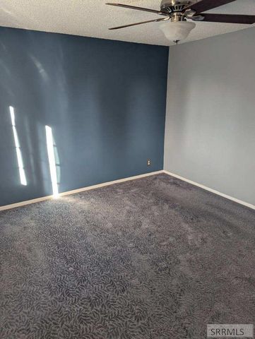 1875 Mckinzie Avenue, Idaho Falls, ID 83404