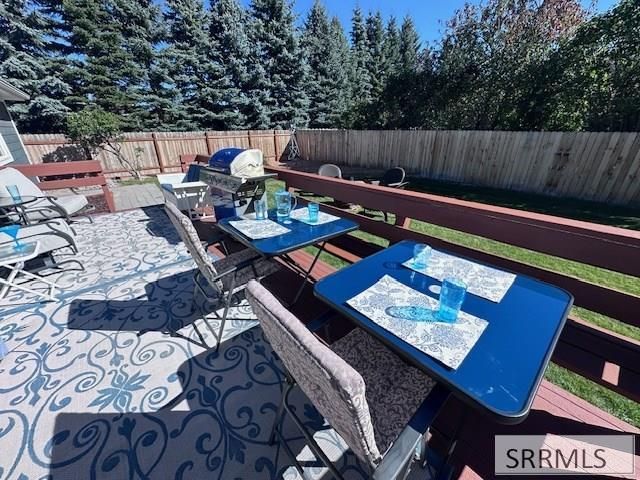 1875 Mckinzie Avenue, Idaho Falls, ID 83404