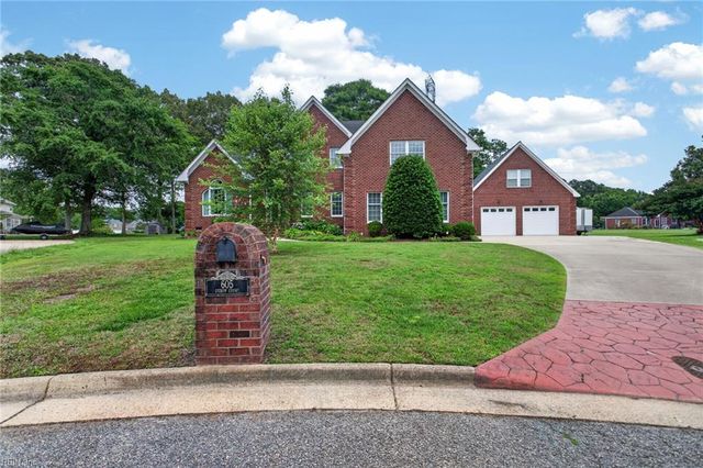 605 Oxbow CT, Chesapeake, VA 23322