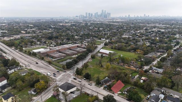 2917 Altoona Street, Houston, TX 77026