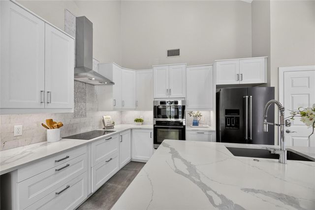 5401 CAFREY PLACE, Apollo Beach, FL 33572