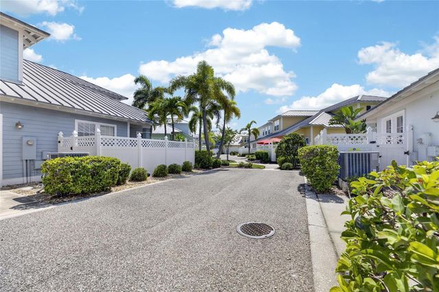 5401 CAFREY PLACE, Apollo Beach, FL 33572
