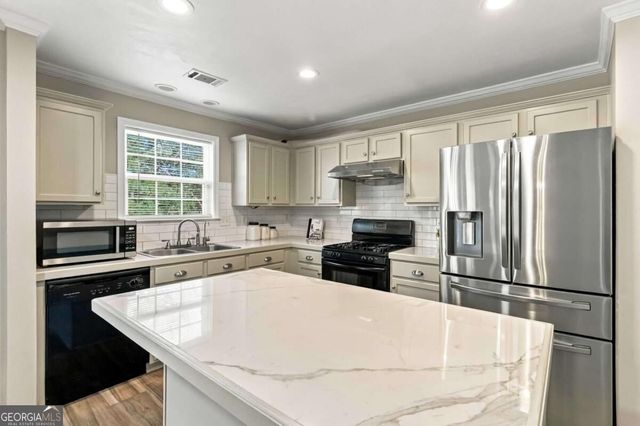 1220 Skylar Ridge Circle, Buford, GA 30519