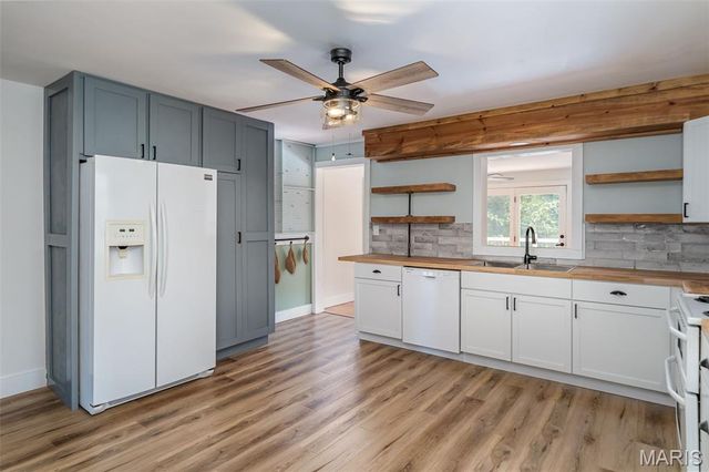 2249 Holtgrewe Road, Washington, MO 63090