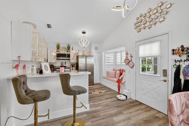 210 NW Zanzibar Pl, Port St. Lucie, FL 34986