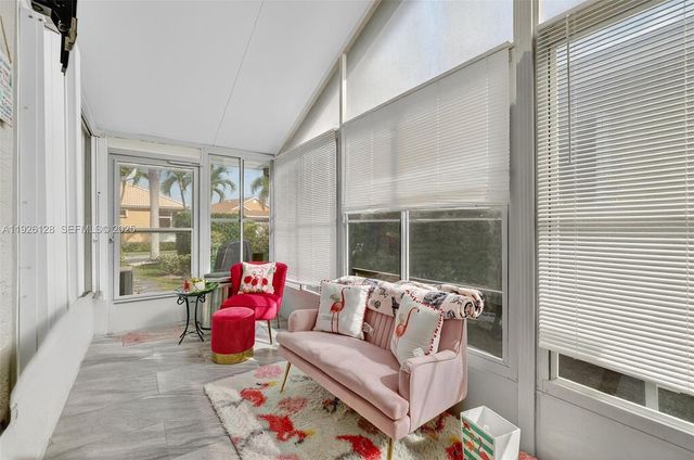 210 NW Zanzibar Pl, Port St. Lucie, FL 34986