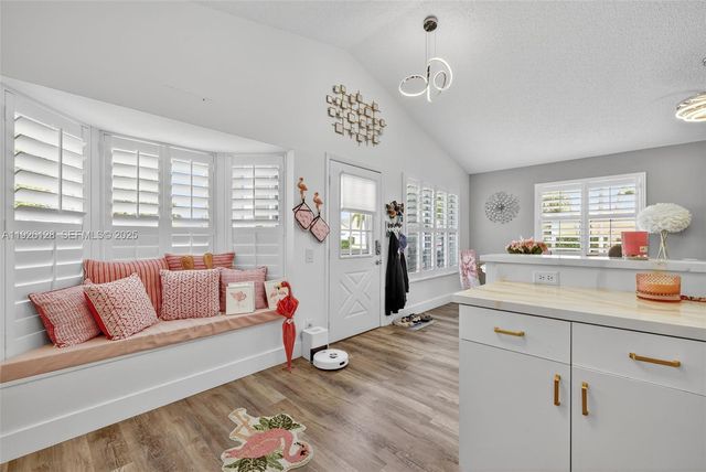 210 NW Zanzibar Pl, Port St. Lucie, FL 34986