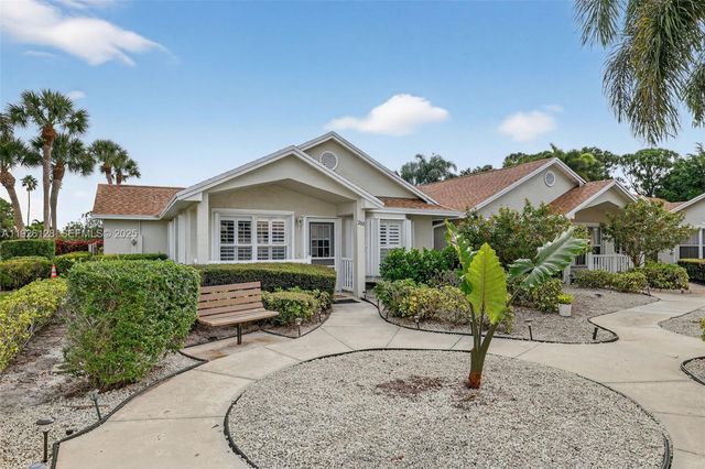 210 NW Zanzibar Pl, Port St. Lucie, FL 34986
