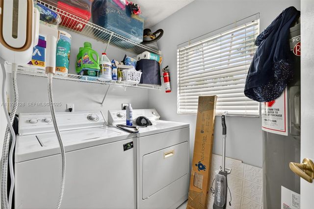 210 NW Zanzibar Pl, Port St. Lucie, FL 34986